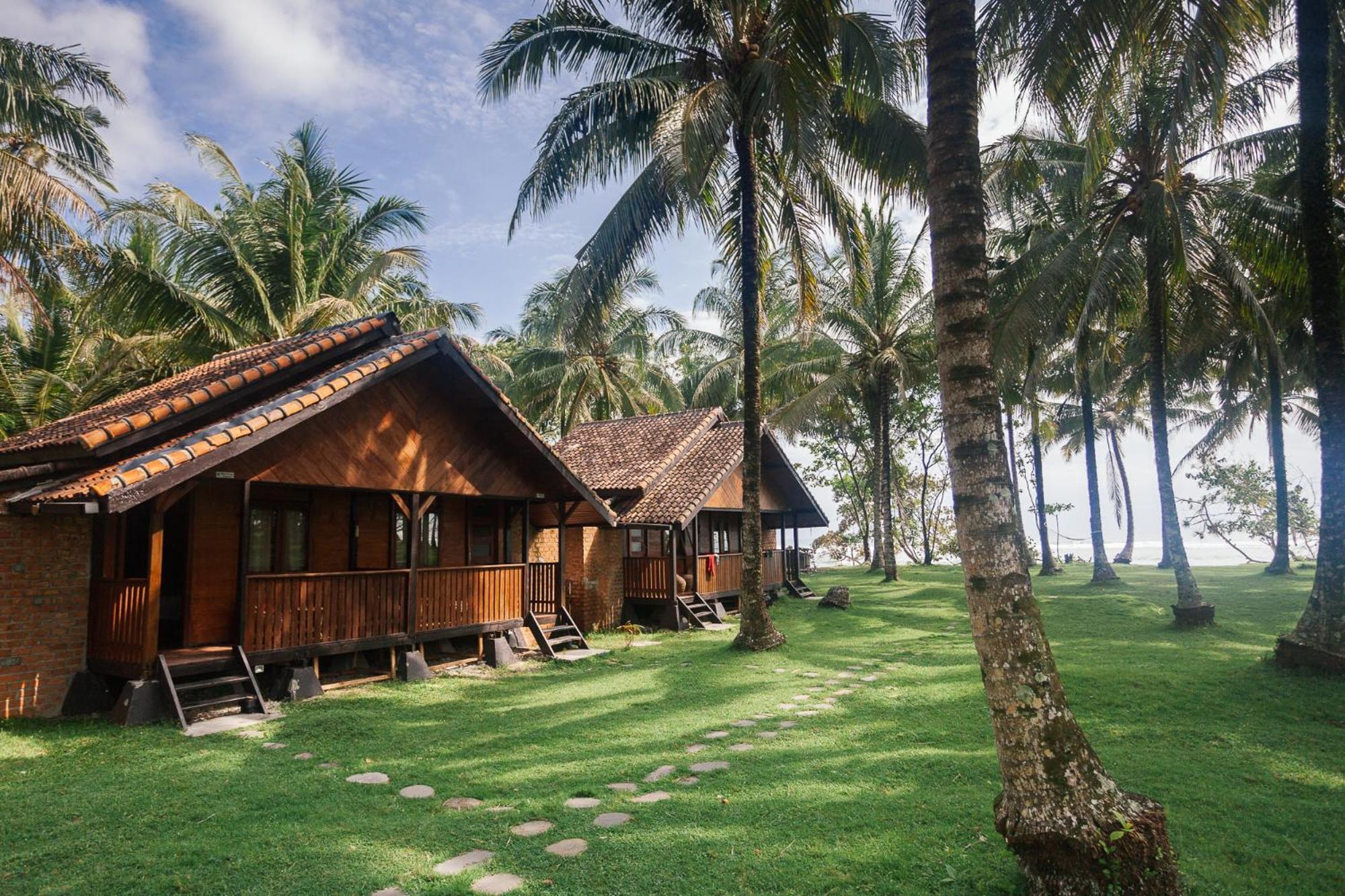 Sumatra Surf Resort Biha Екстериор снимка